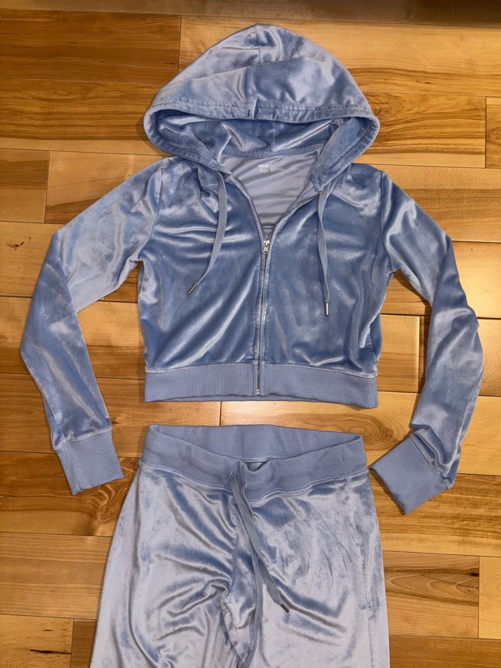 aerie Light Blue Velour Hoodie & Sweatpants Set - Picture 2 of 9